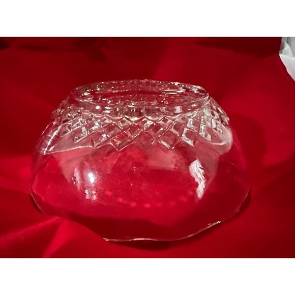 Vintage Divided Glass Relish Dish - Picture 3 of 10